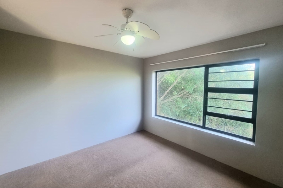 To Let 3 Bedroom Property for Rent in Beacon Bay Eastern Cape